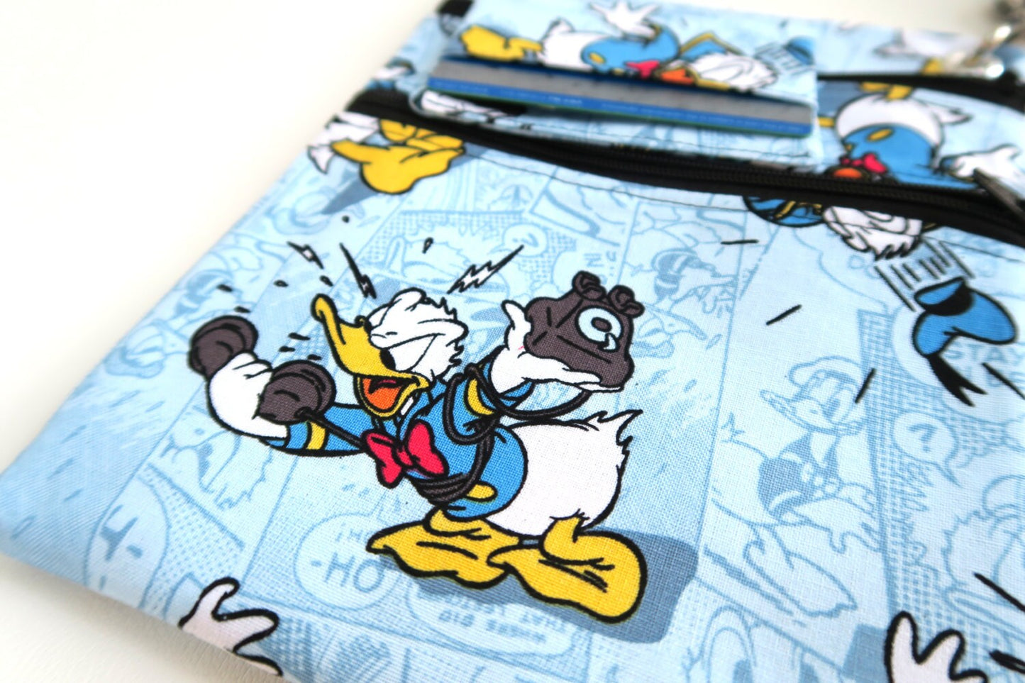 Abby Crossbody Bag [Disney Donald Duck]: Trendy Utility, Everyday Style